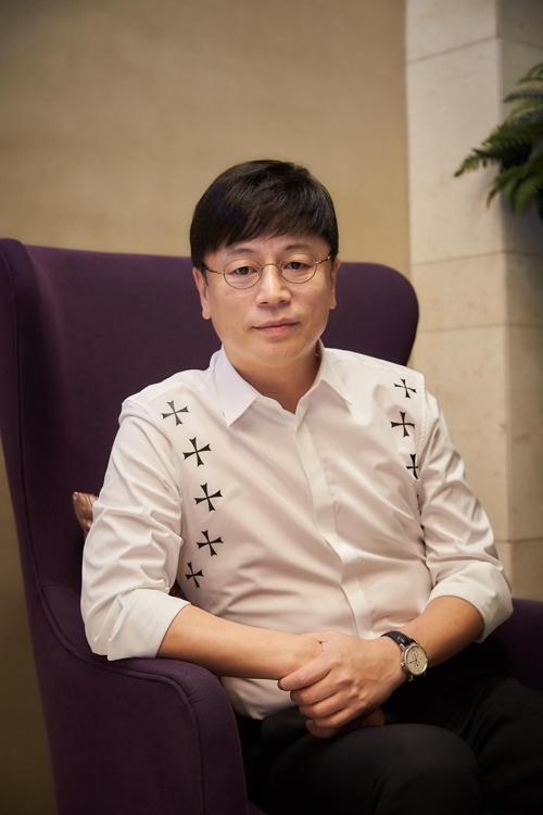 導演透露該部電影將比《與神同行》系列更加悲傷