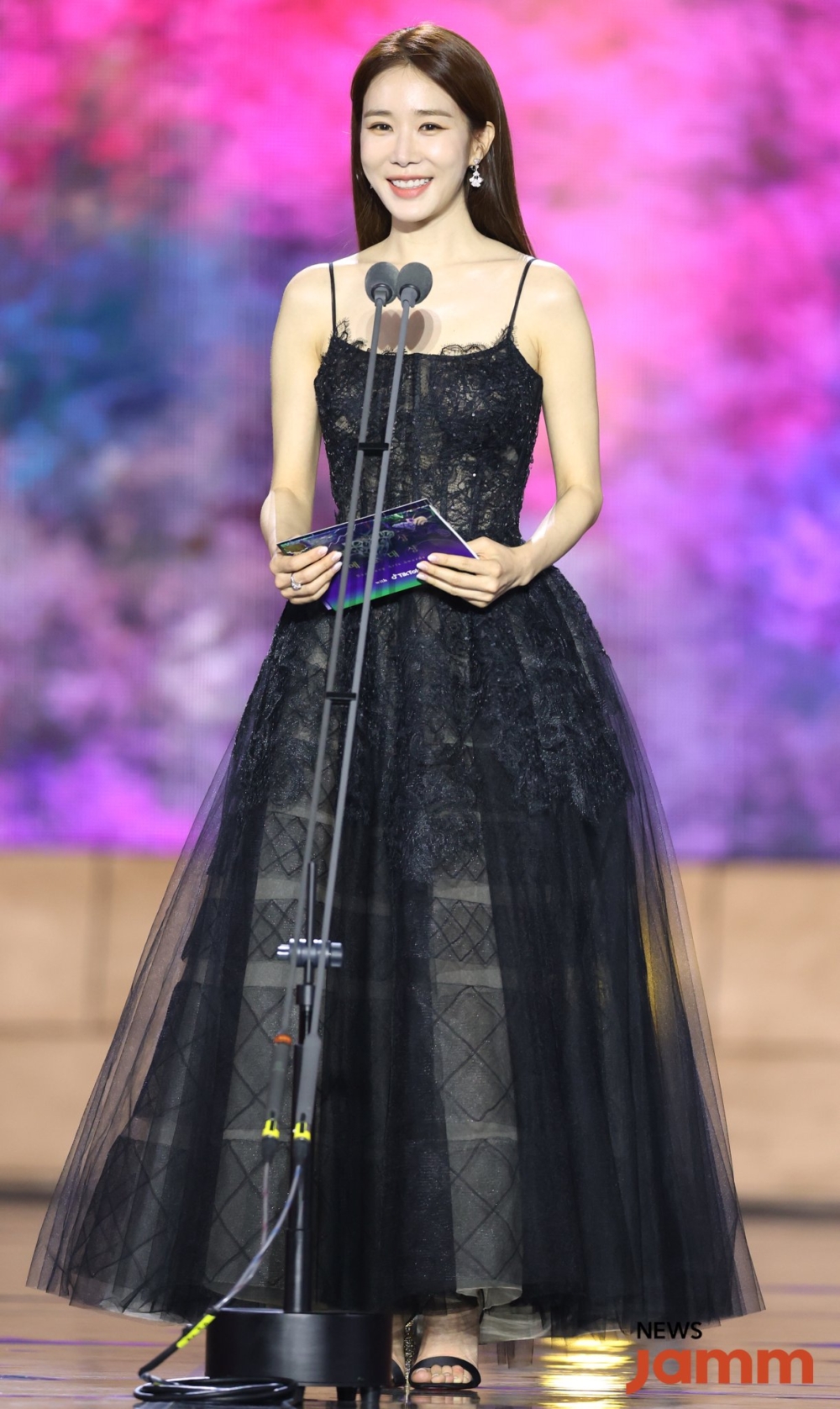 《百想藝術大獎》劉寅娜