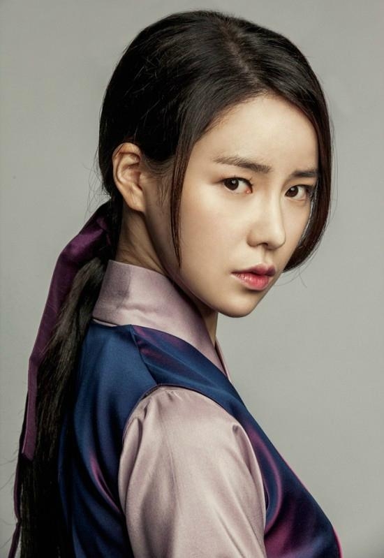 林智妍被提議飾演作為奴婢父母的子女出生的真正女婢「九德」