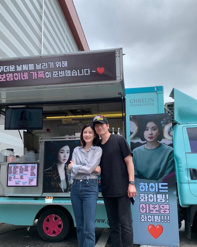 池晟為李寶英新劇送上應援