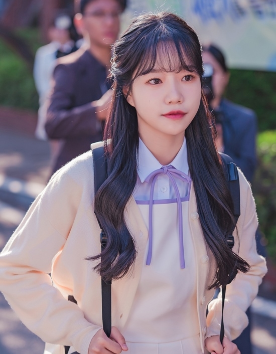 網絡劇《MIMICUS模仿者》擔任女主