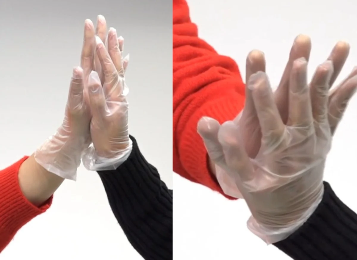 俊昊(紅衣)戴塑膠手套