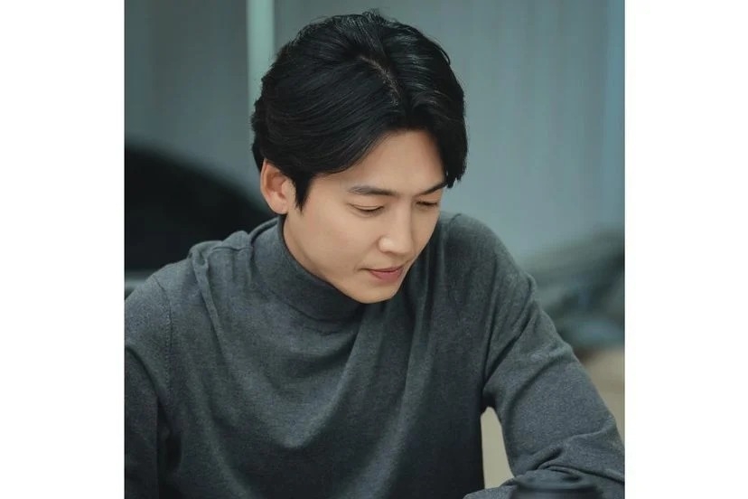 鄭敬淏飾演下一任Boss的候選人之一「強表」