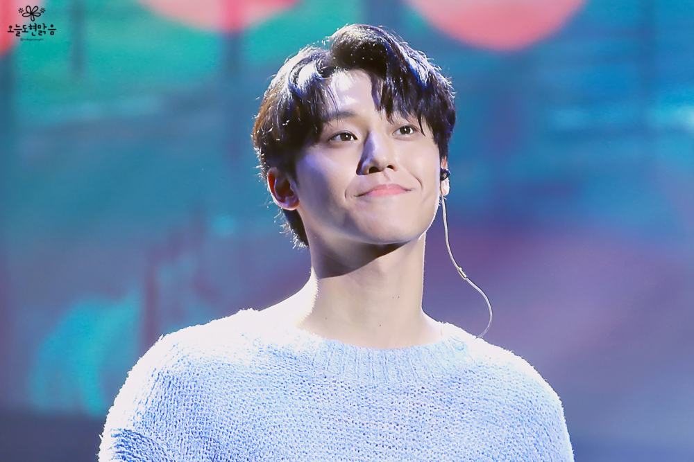 李到晛在粉絲會唱展現舞技與歌喉