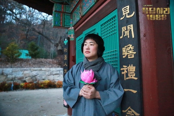 安宰弘憑藉《請回答1988》「金正峰」一角打開知名度