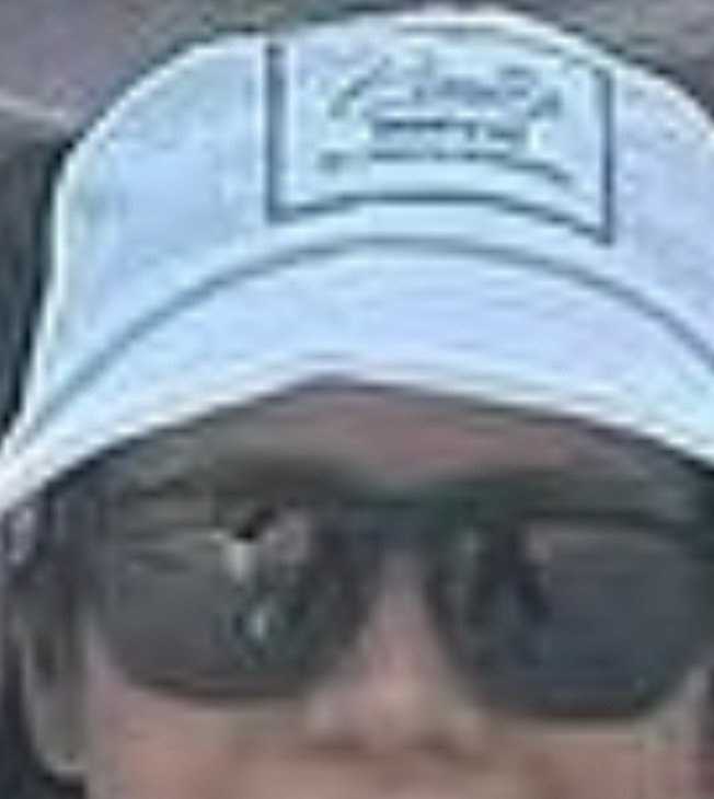 這是玄彬前陣子半蹲的姿勢