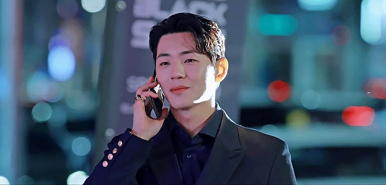 辛載夏則飾演韓東秀的同父異母的弟弟兼事件中間人「韓範宰」