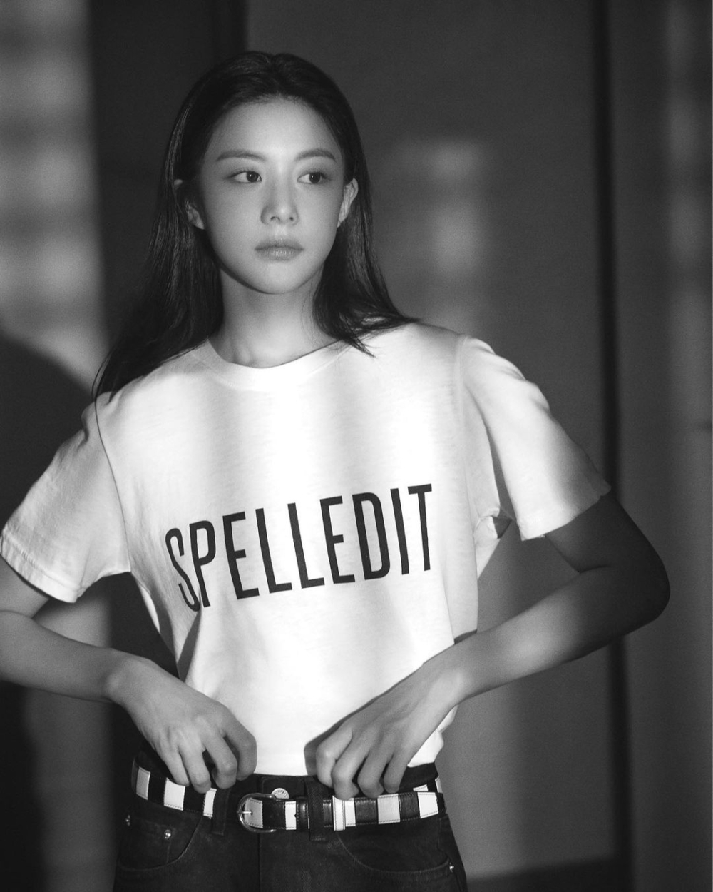 網友分享出道早期的高允貞