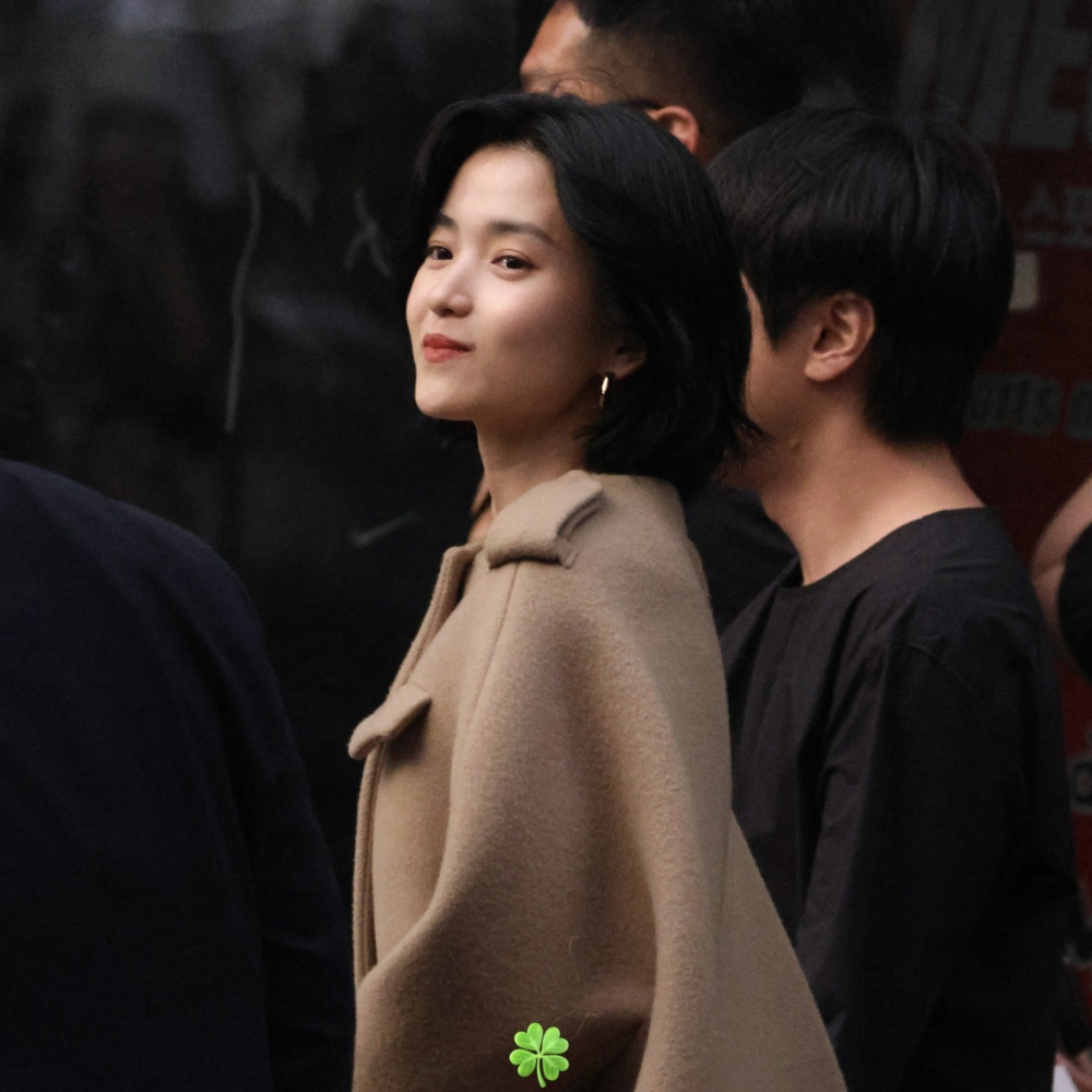 金泰梨最近剪短頭髮