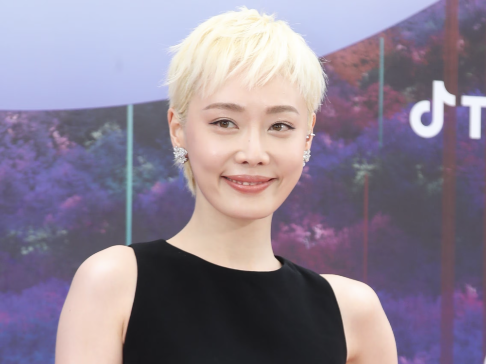 金赫拉陷入校暴爭議