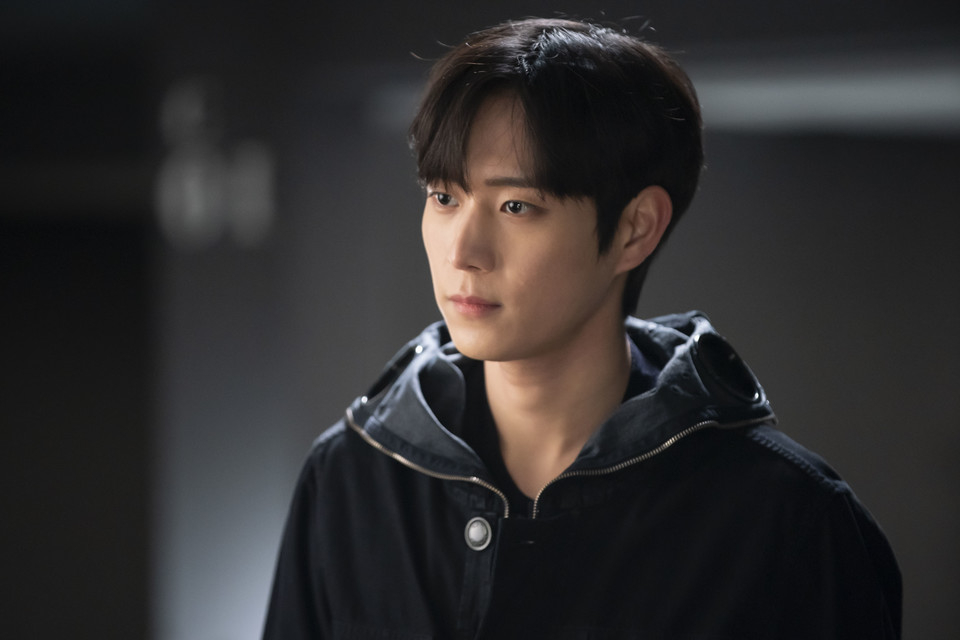 金永大便利店上夜班小時工「金智旭」