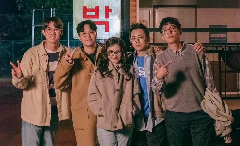 99s組成的樂團「美都與Falasol」