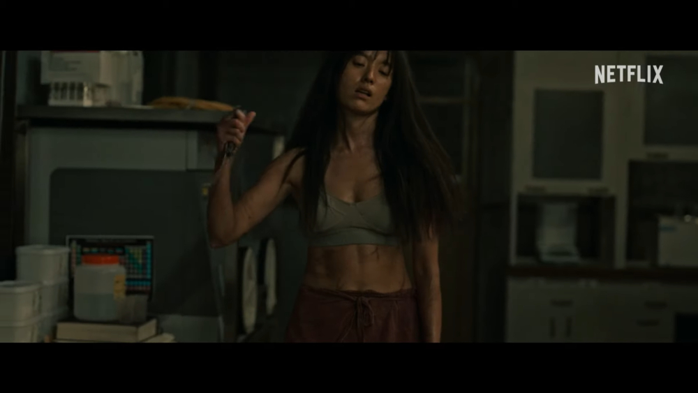 韓孝周飾演了解販毒組織頭目李先生真實身份的「大刀」