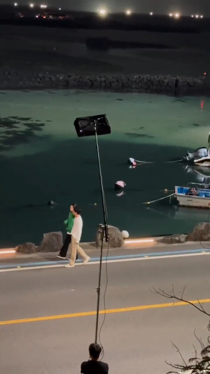 男女主的清晰同框路透