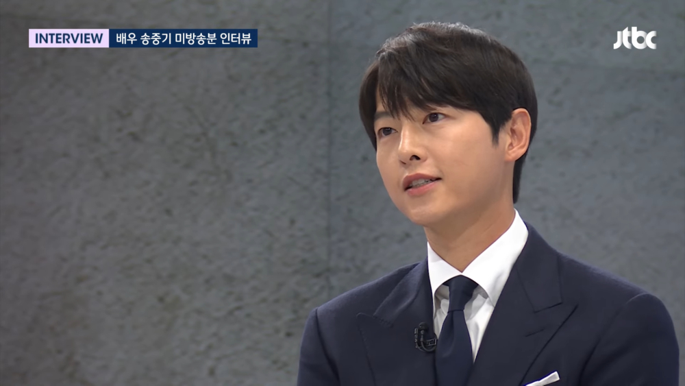 和妻子很好地配合照顧孩子