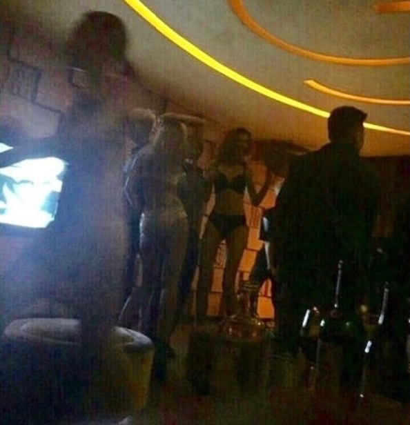 BIGBANG在聚餐時叫了應召女郎