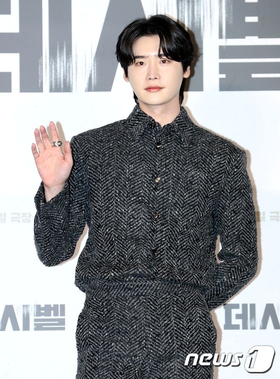 李鍾碩正在討論成立個人製作公司