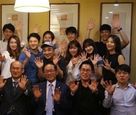 文佳煐和車銀優其實是同系前後輩