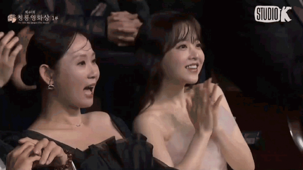 NewJeans表演時大家的反應