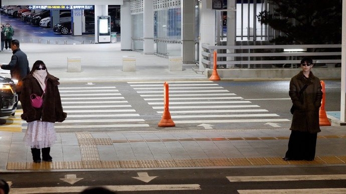 李燦赫與李秀賢「現實兄妹的距離感」笑翻網友