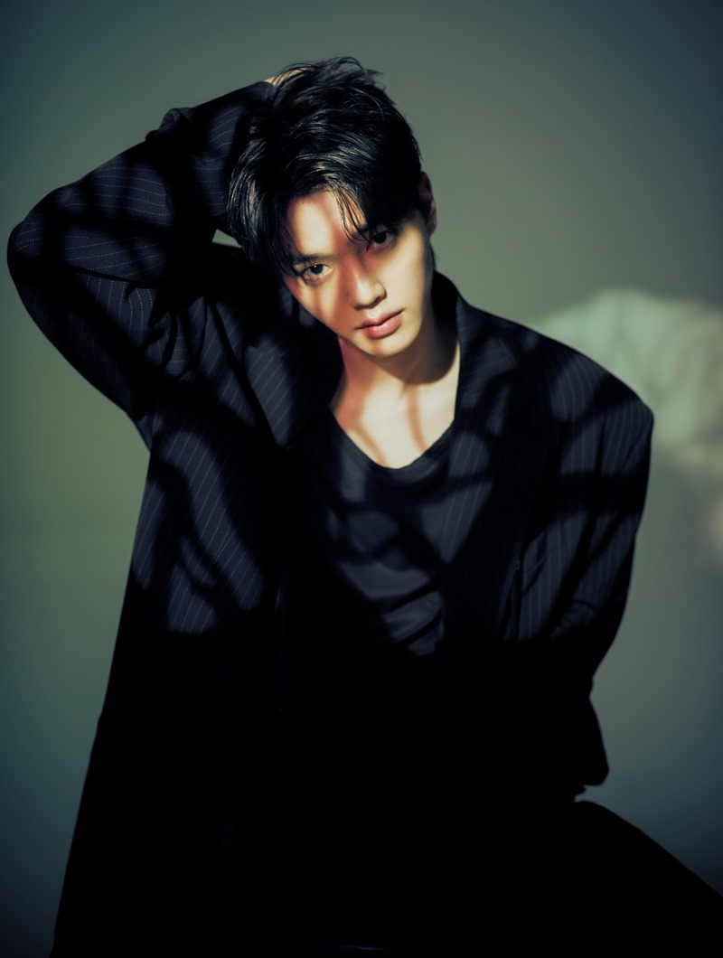 表示退伍後想挑戰反面角色、軍人