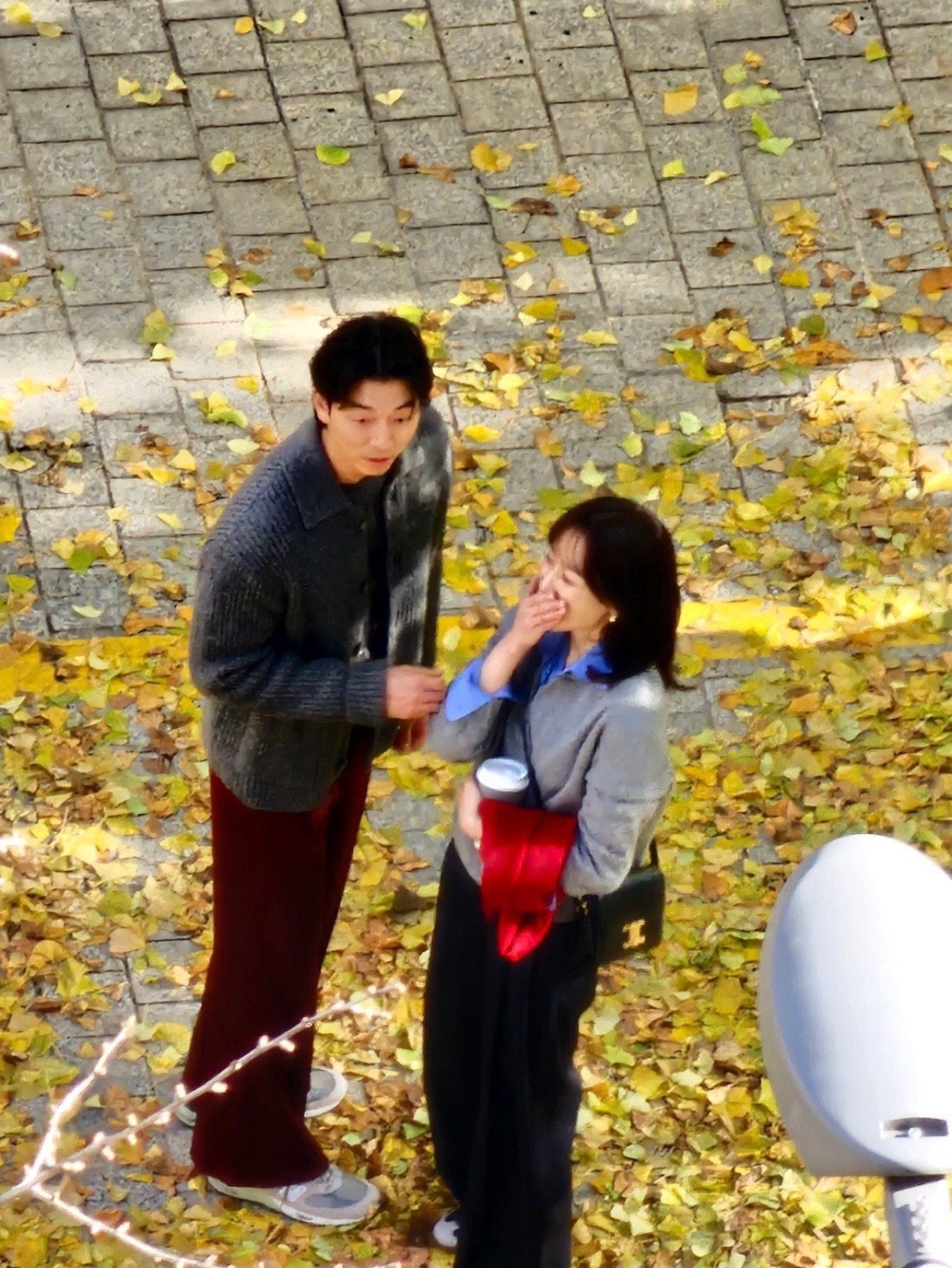 《旅行箱》路透