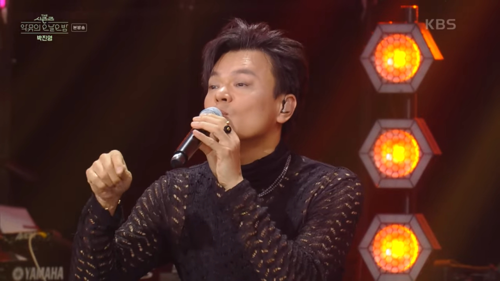 JYP：我今天表演了一模一樣的，來這邊看就好！