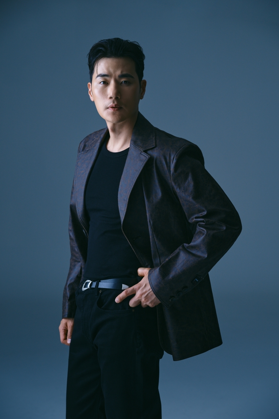 金剛于飾演殷秀賢的丈夫「姜秀浩」