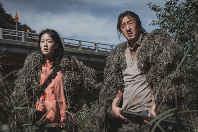 蔡元彬近期出演了《Sweet Home 2》