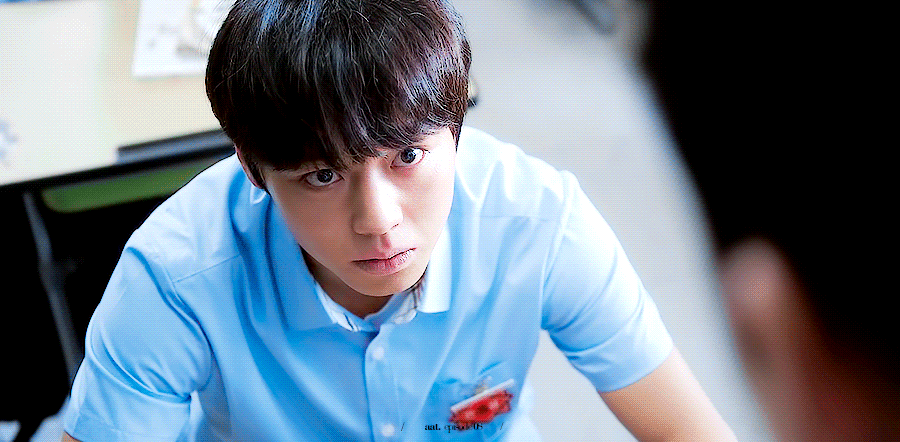 延時恩被新校霸盯上