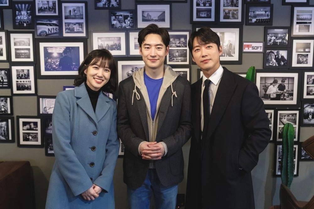 一起演過《金牌救援》的南宮珉、朴恩斌、李帝勳在2023年都拿到了大賞
