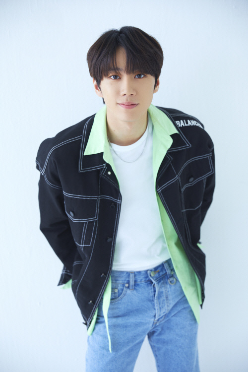 李濬榮有望飾演從學生時代開始就夢想成為天才作曲家「洪時俊」