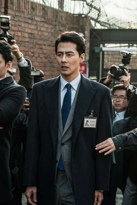 《金權性內幕》