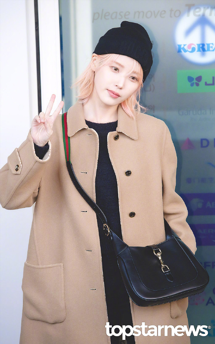 IU新髮色引發熱議