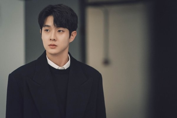 崔宇植有望飾演從配角演員成為電影評論家「高謙」