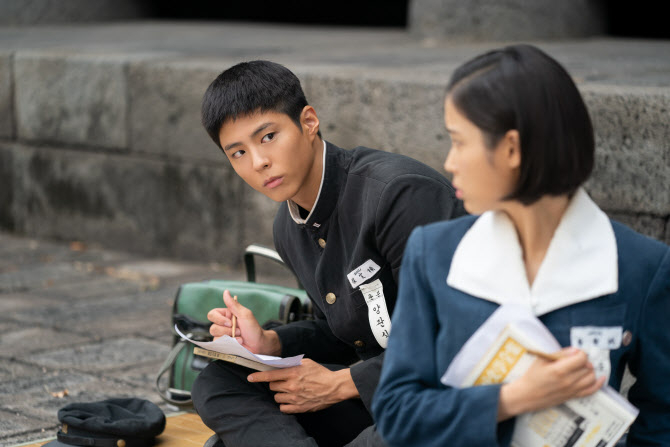 朴寶劍飾演「寬植」