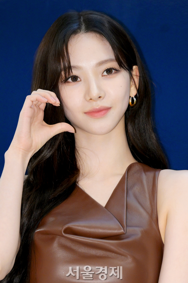 業界人士認為「快速認愛」反映了Karina本人的想法