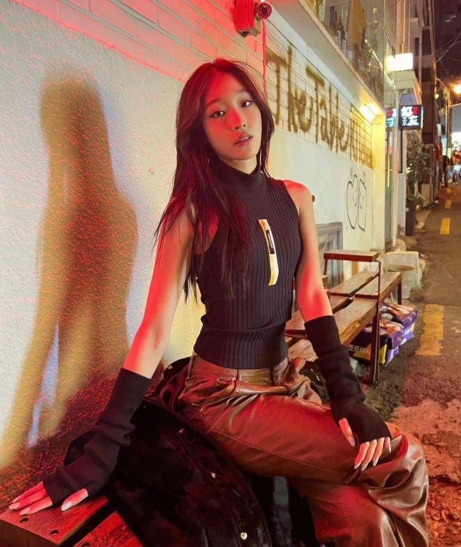 新世界集團會長外孫女文書允