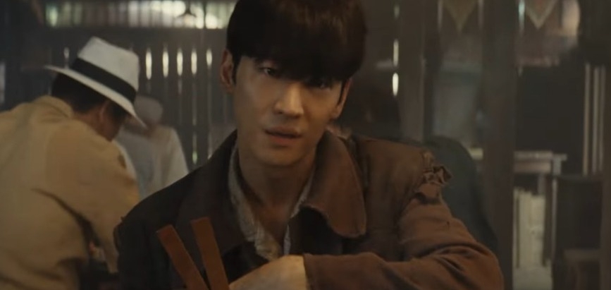 李帝勳飾演傳說中的朴班長「朴英漢」