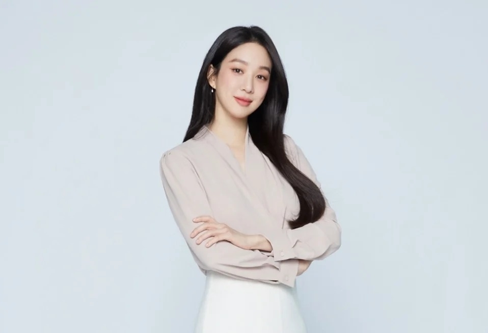 鄭麗媛將飾演14年的資深國語講師「徐惠珍」