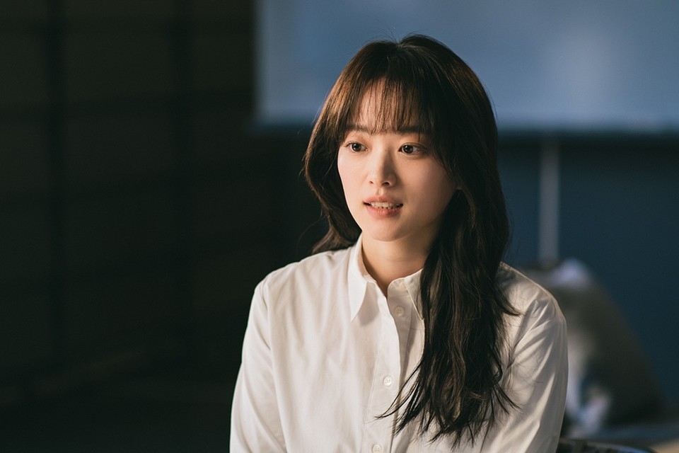 千玗嬉飾演出現在超能力家族面前的奇怪女人「都多海」