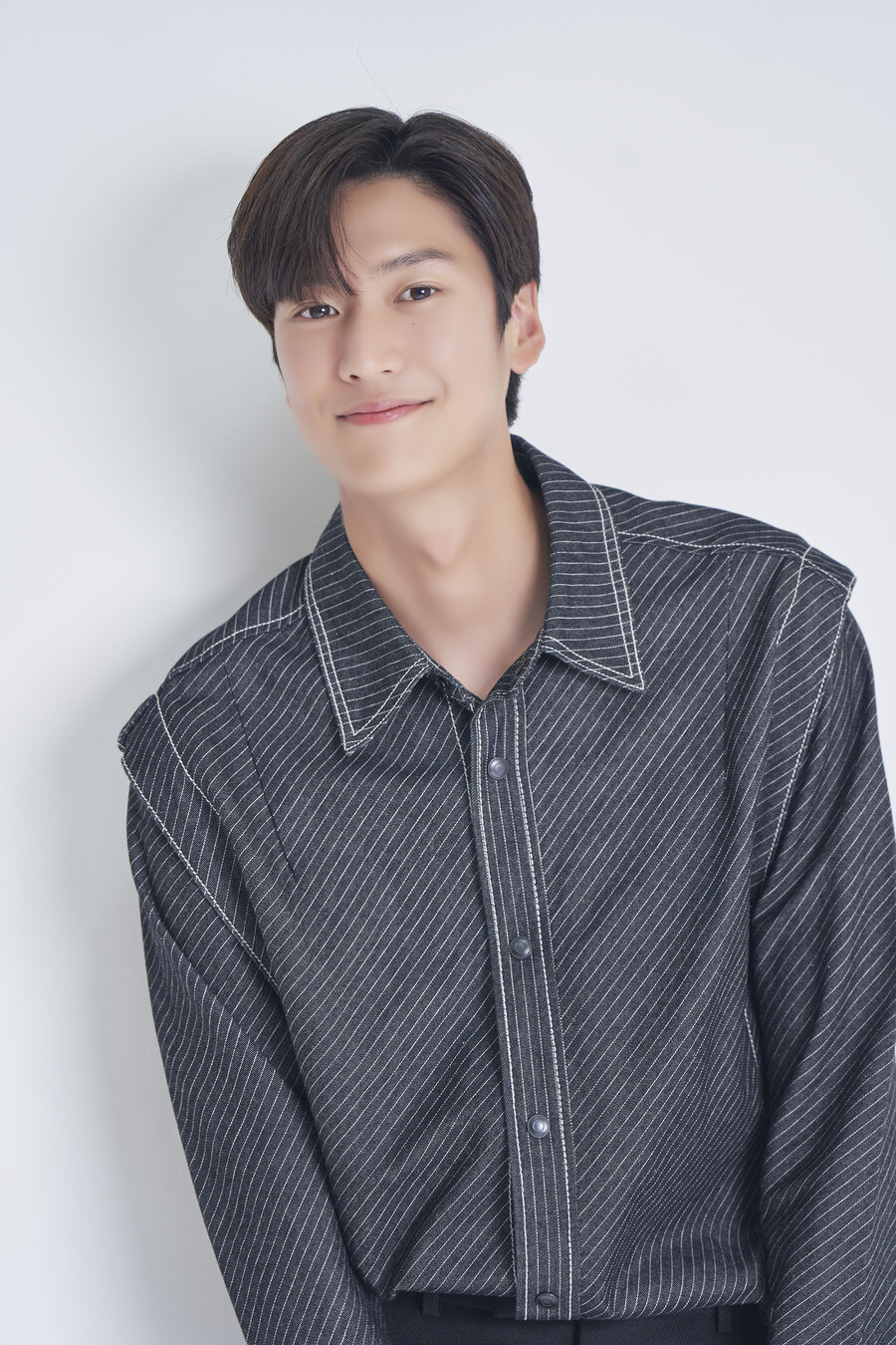 羅人友劇裡、劇外的反差太大