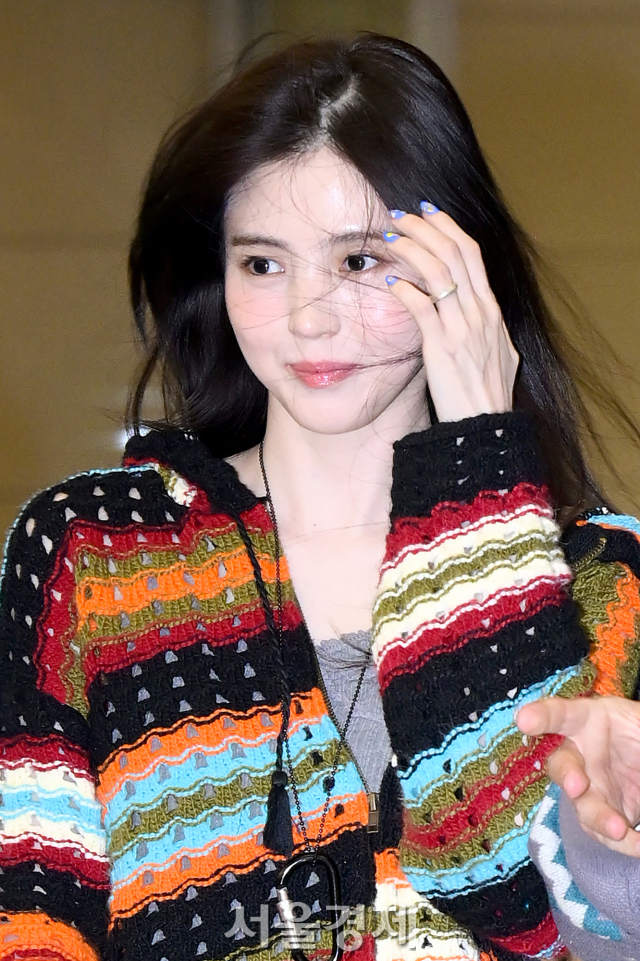 韓韶禧無名指戒指受到關注