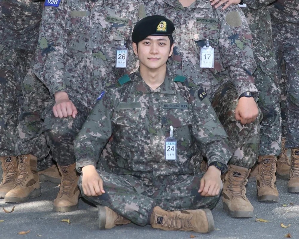 將於明日(3/18)退伍