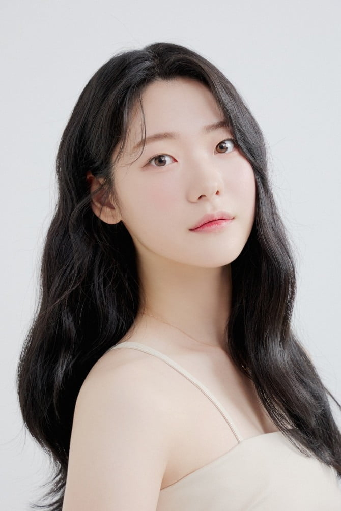 新銳演員趙允秀