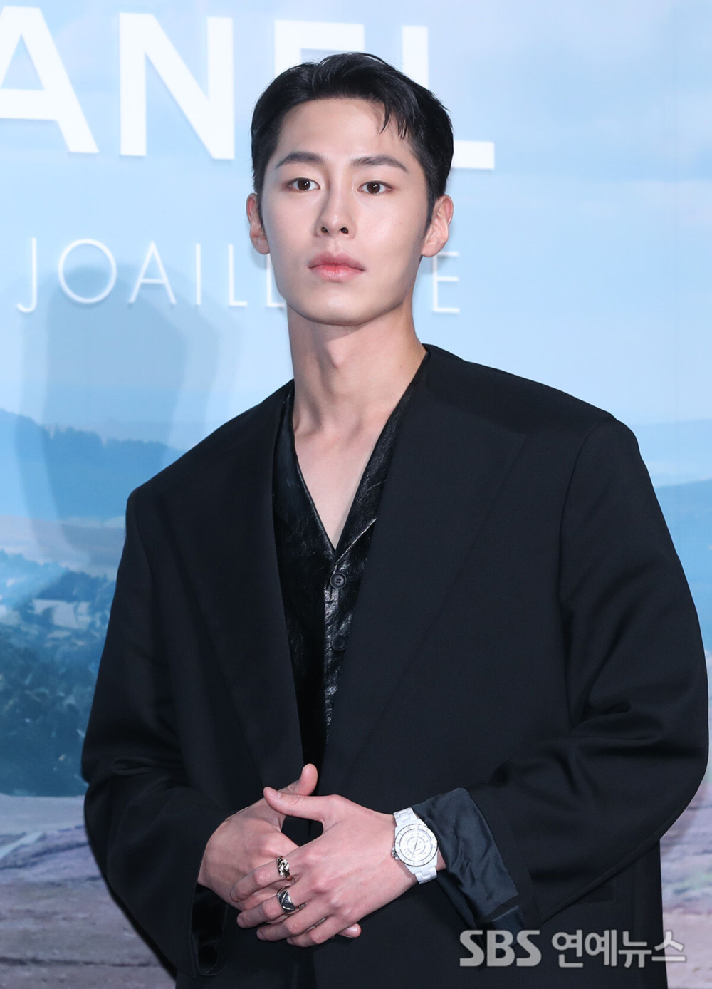 李宰旭長相老成