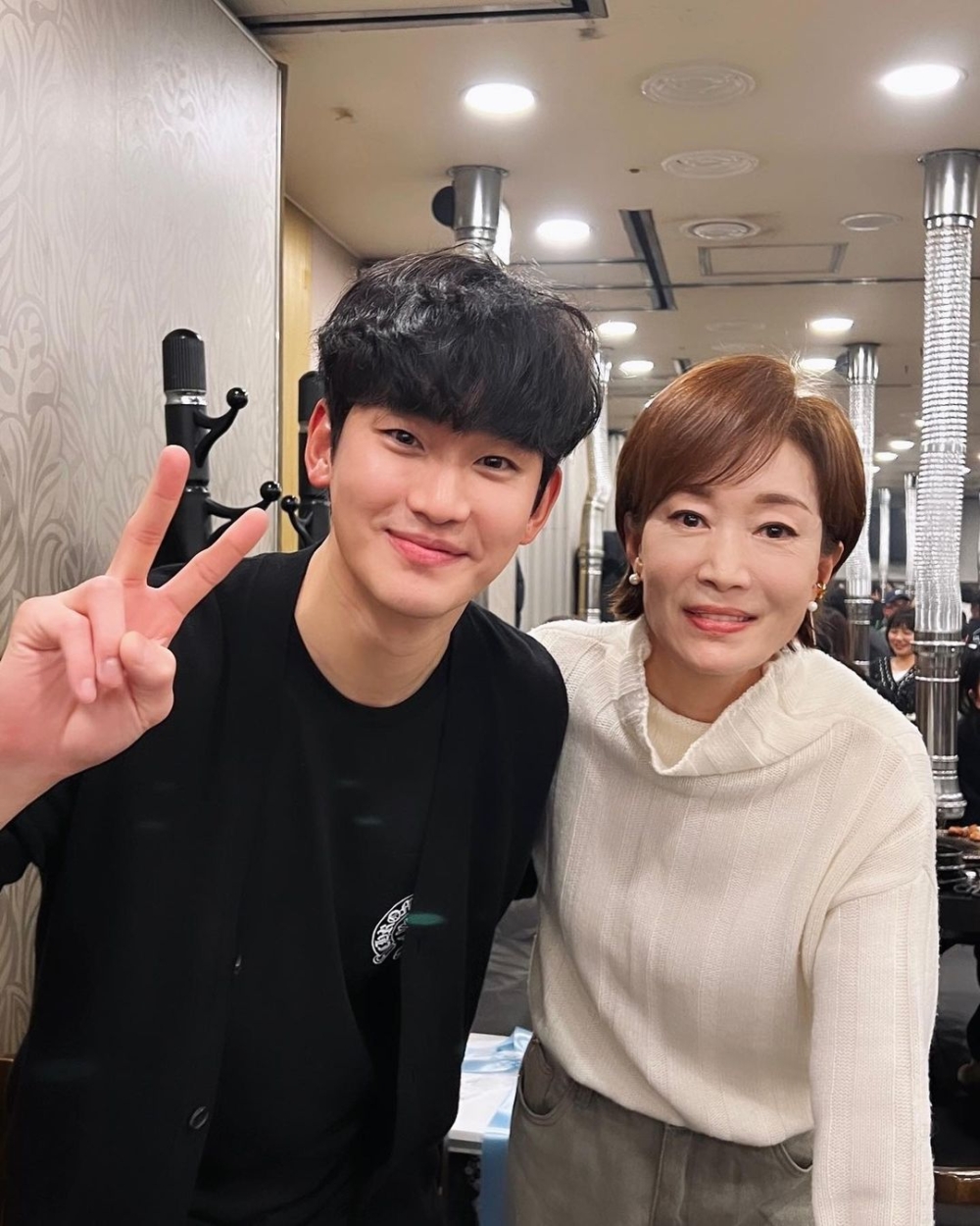 羅映姬、金秀賢睽違11年在《淚之女王》再度二搭