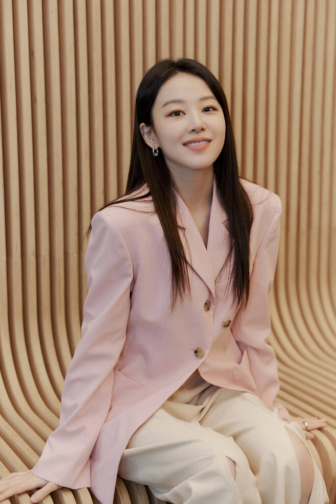 李宙明飾演正宇的妻子