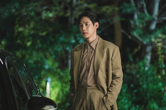 《淚之女王》「尹殷盛」