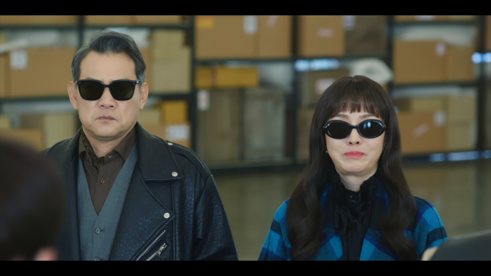 金正蘭沒忍住笑的模樣被直接放進正片